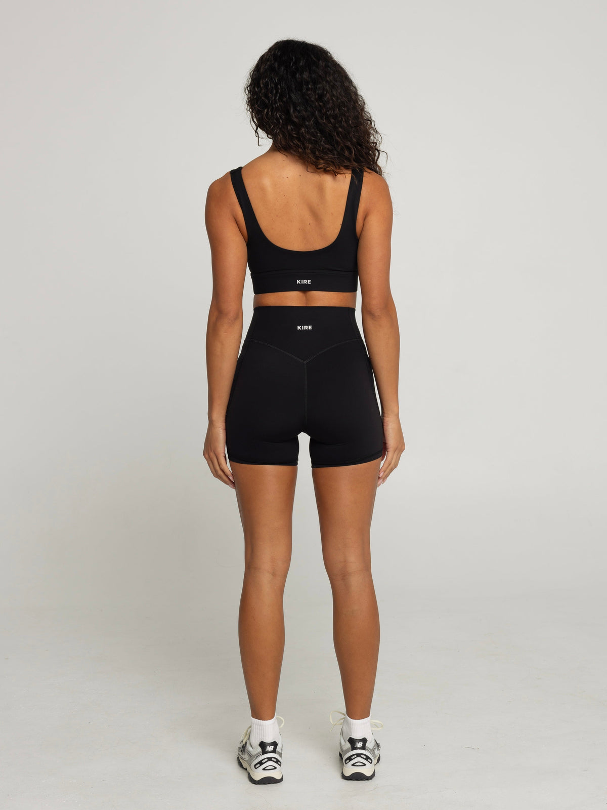 UNIFORM POCKET SHORTS - BLACK