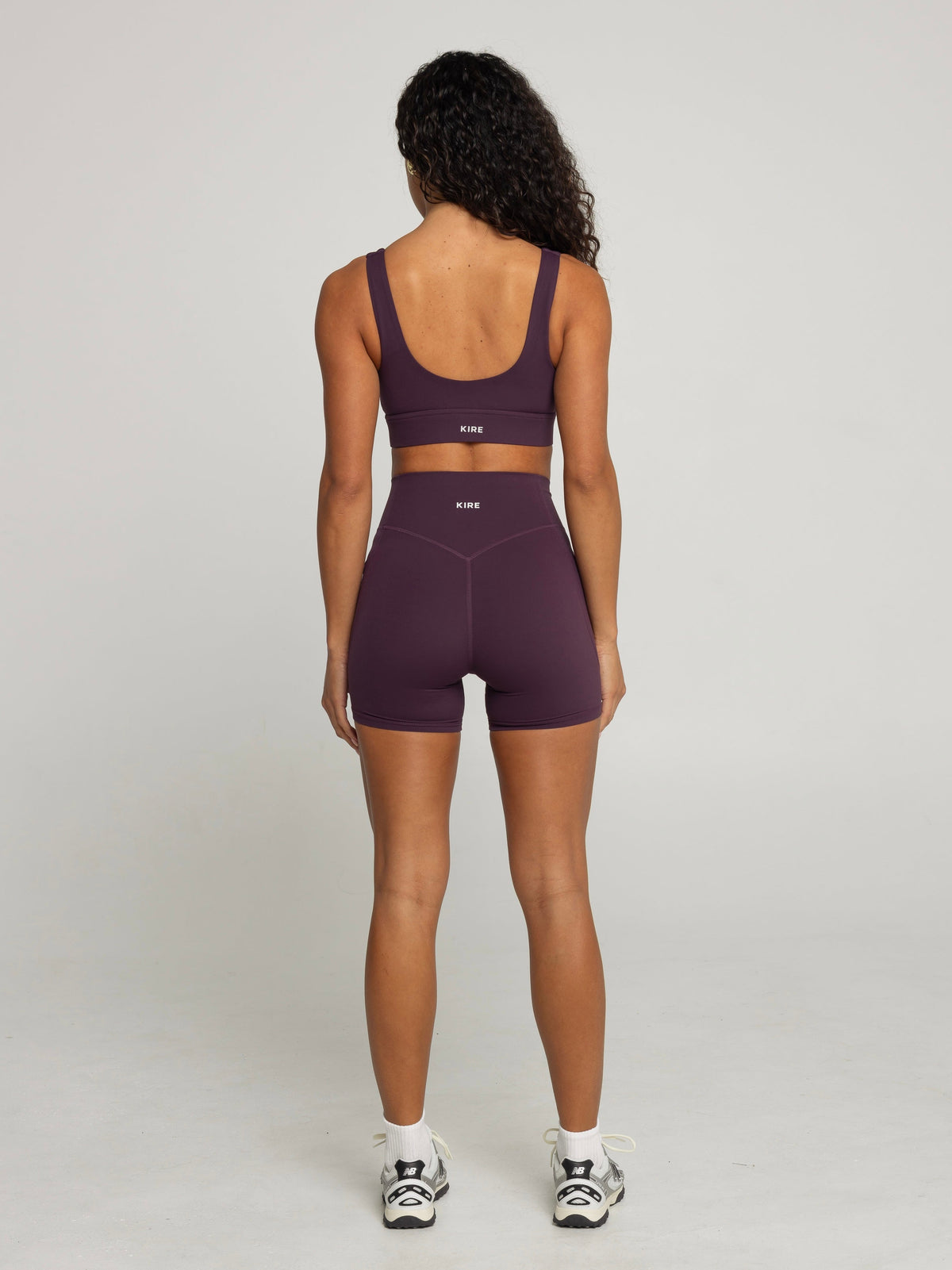 UNIFORM POCKET SHORTS - PLUM