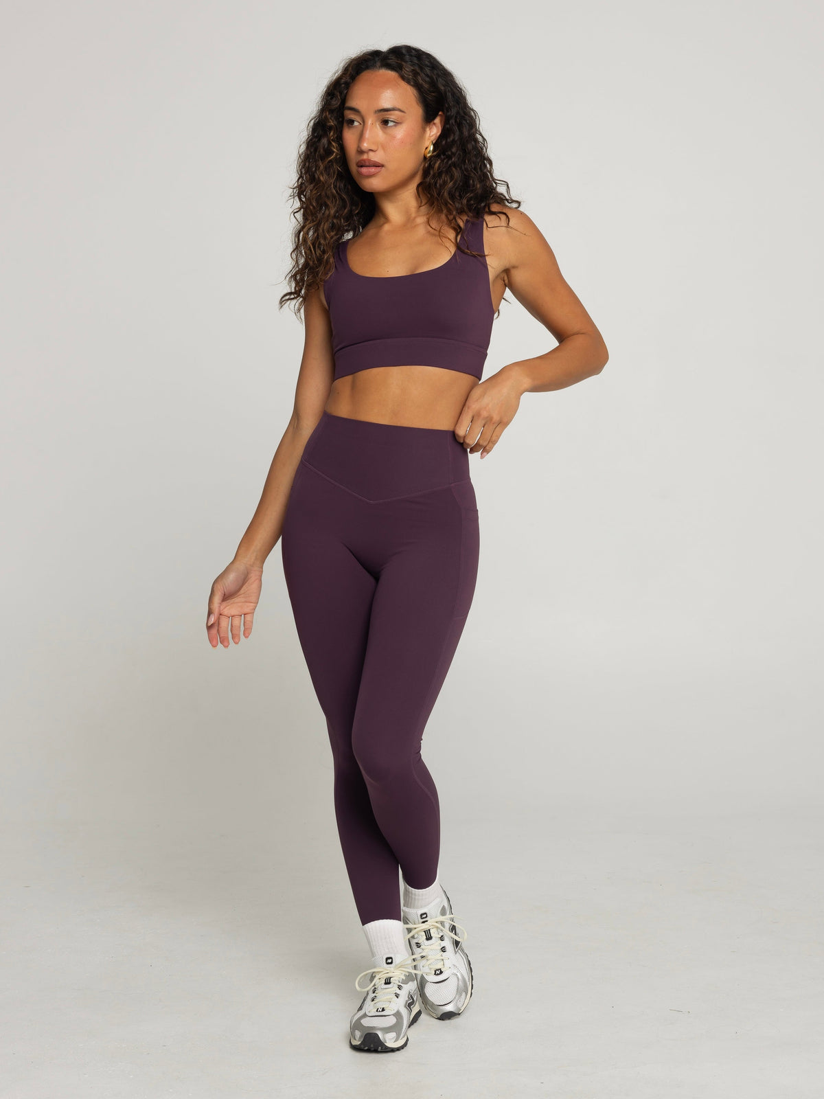 UNIFORM POCKET LEGGINGS - PLUM