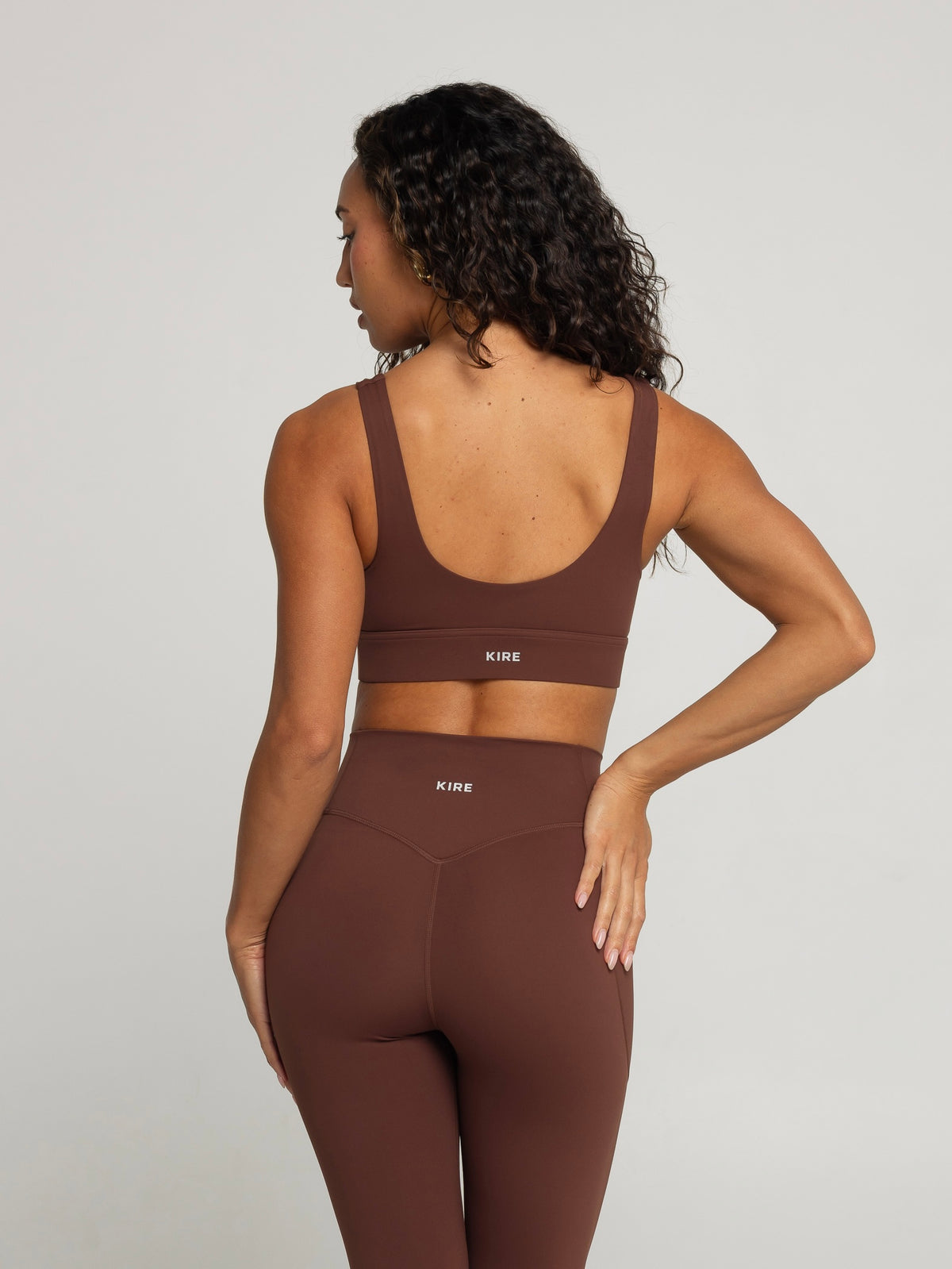 UNIFORM SCOOP BRA - CHOCOLATE