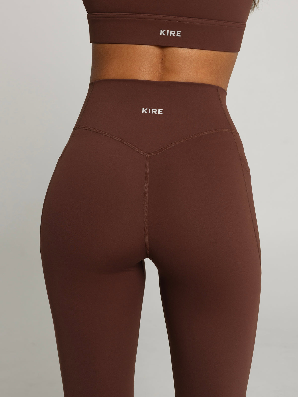 UNIFORM POCKET LEGGINGS - CHOCOLATE