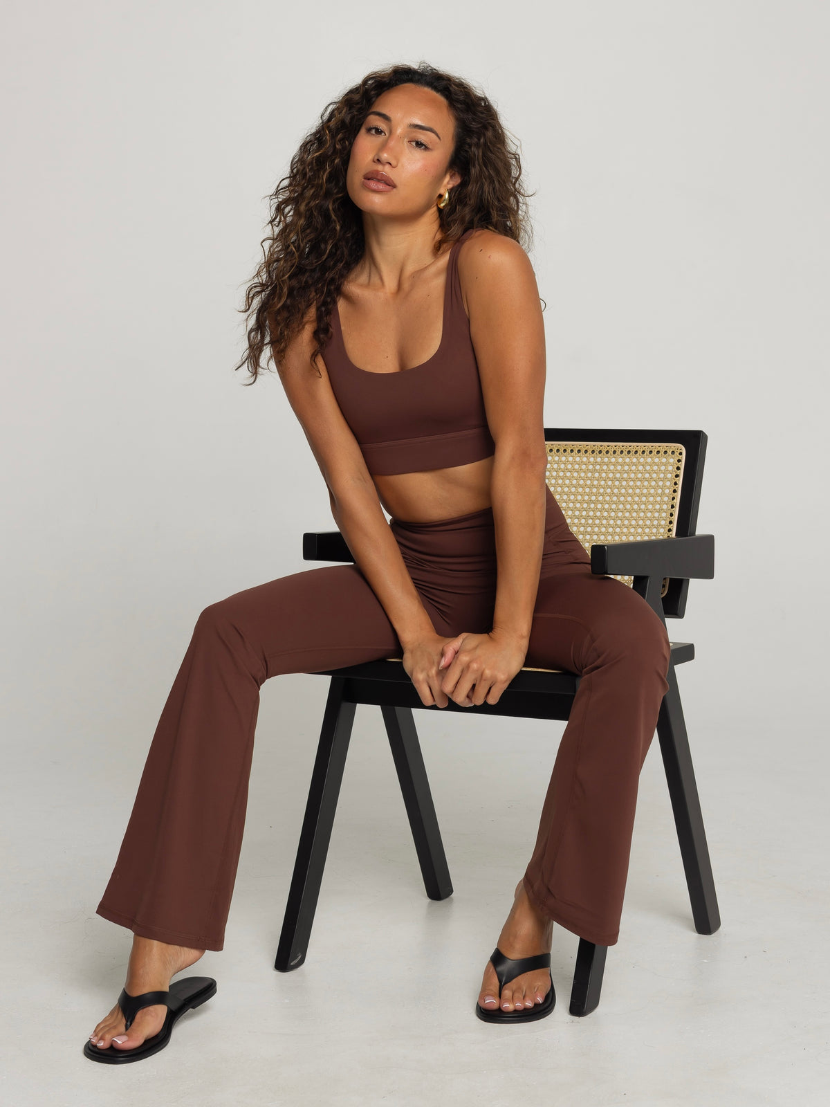 UNIFORM SCOOP BRA - CHOCOLATE
