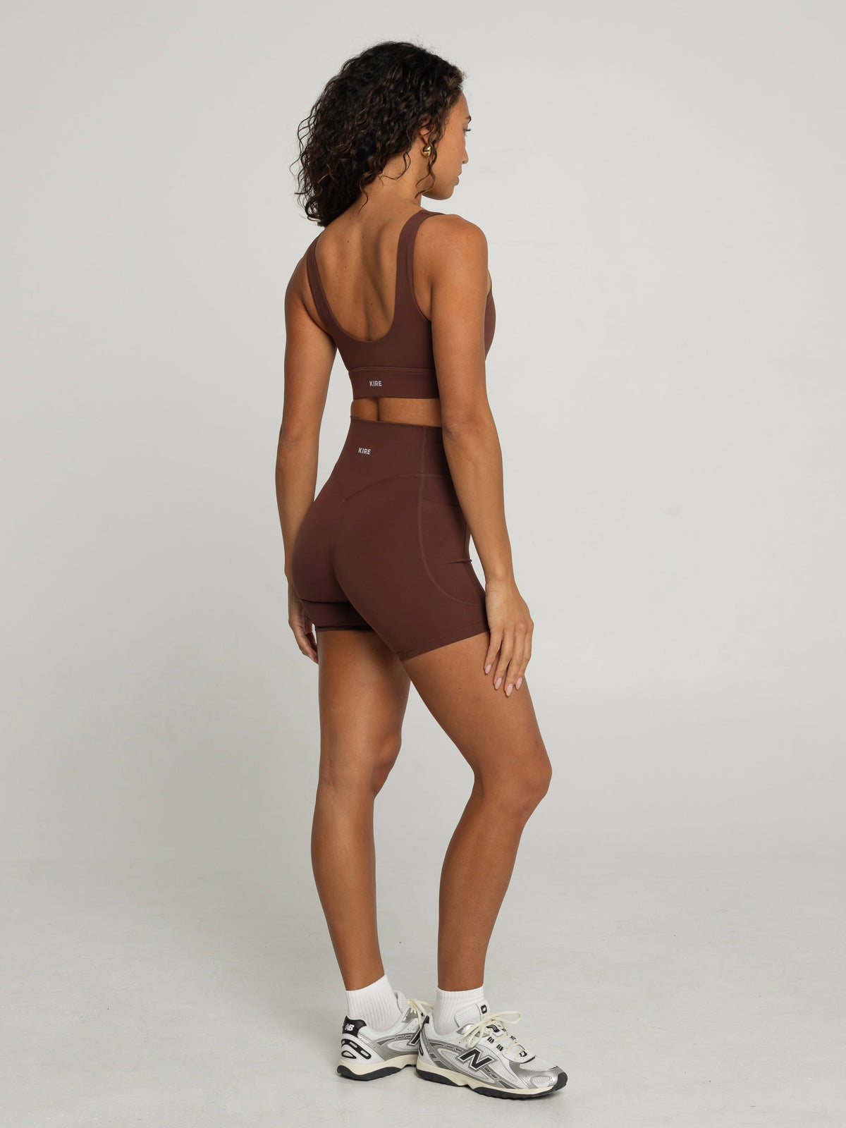 UNIFORM POCKET SHORTS - CHOCOLATE
