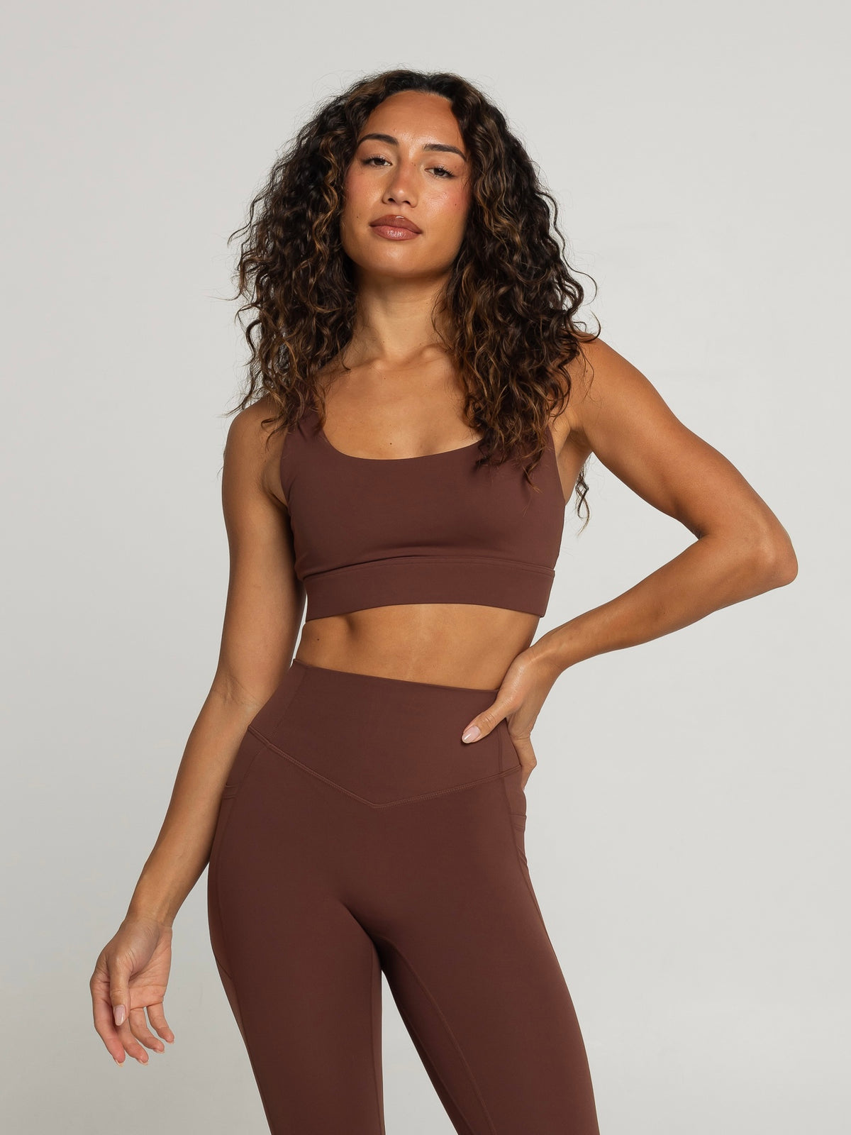 UNIFORM SCOOP BRA - CHOCOLATE